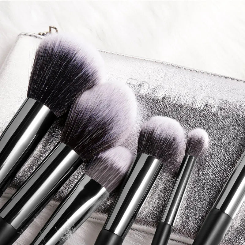 6/10pcs Makeup Brush Set – Eyes & Face